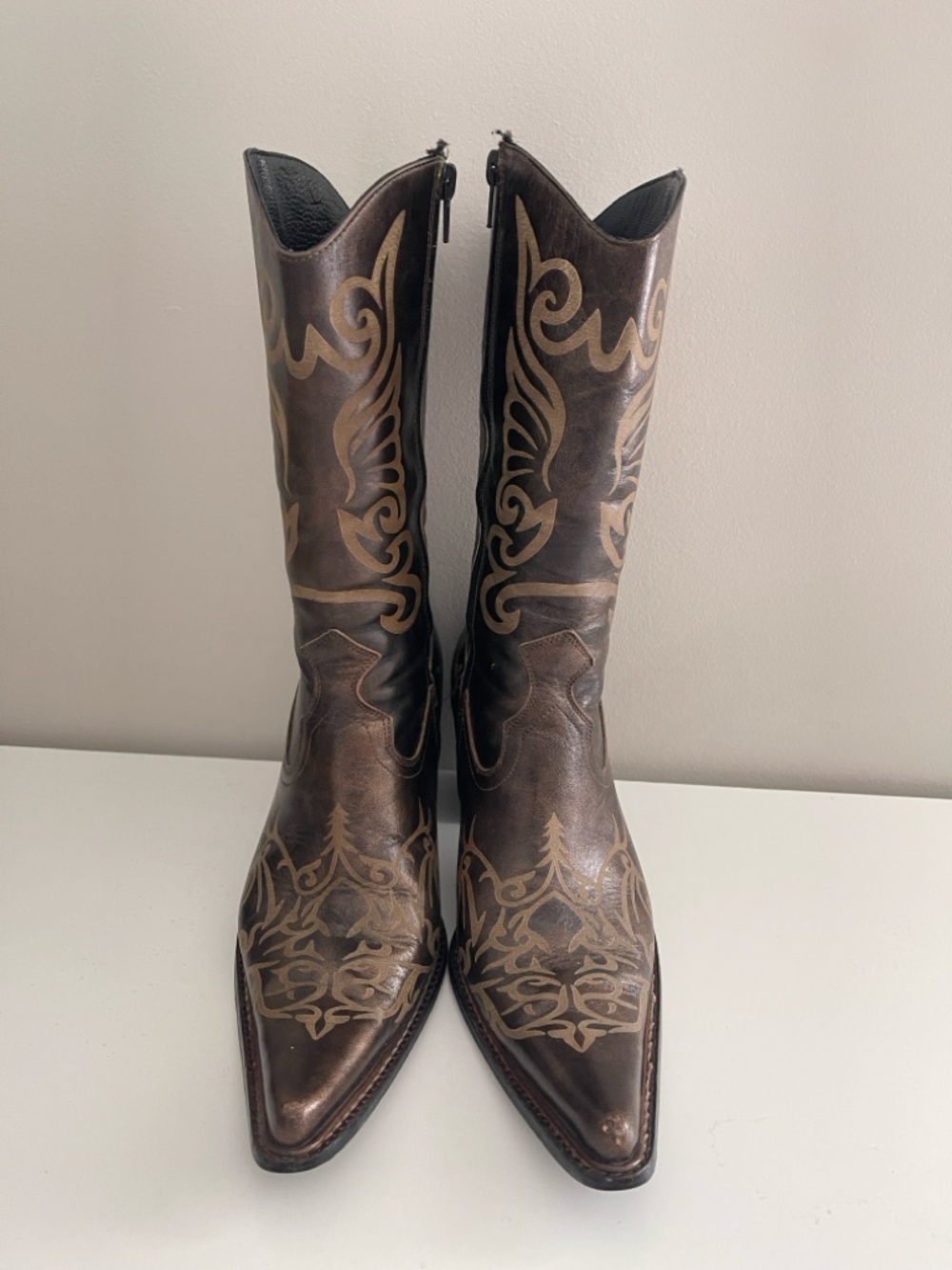 Women’s Brown Embroidered Western Heeled Boots